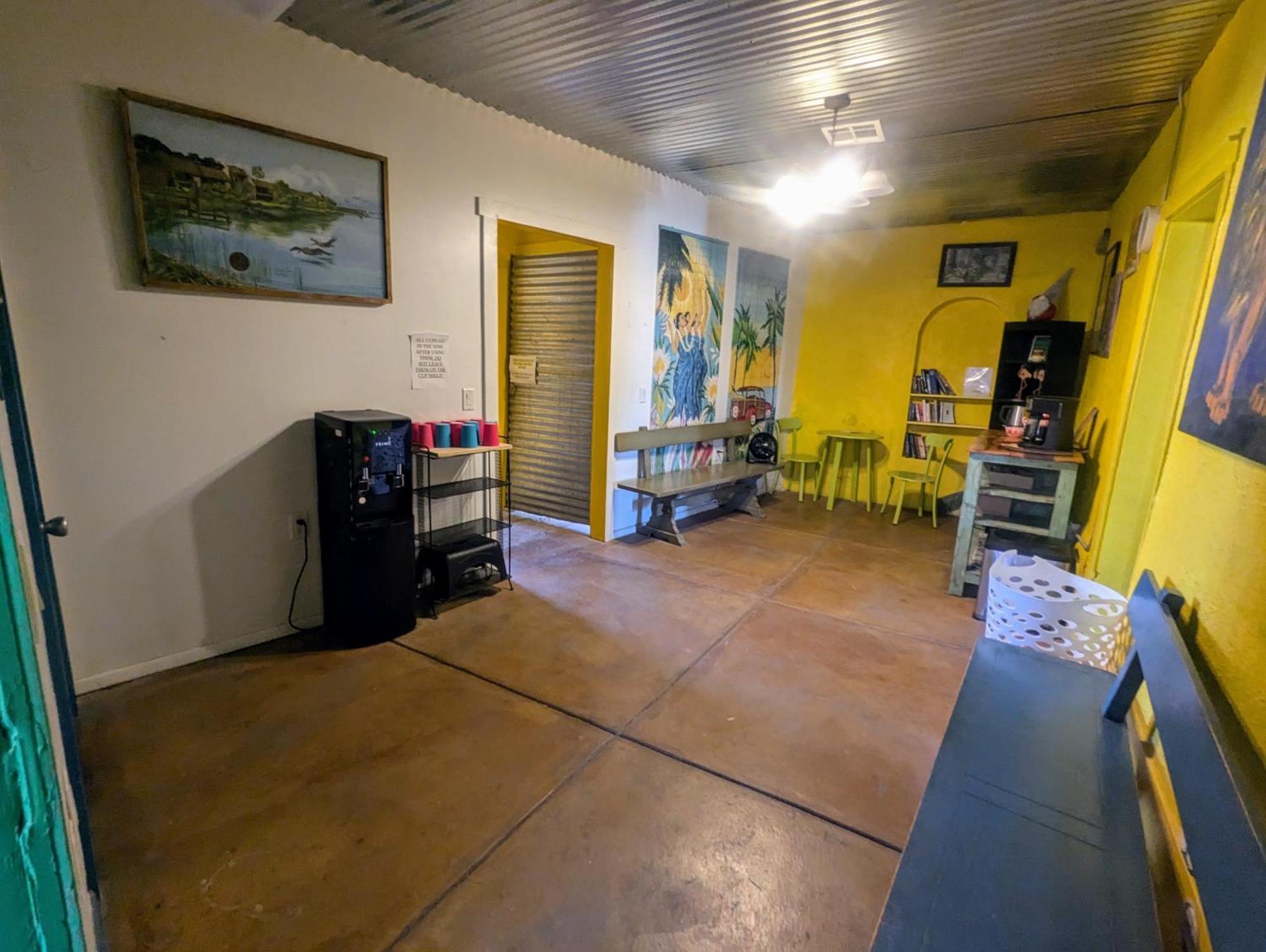 Pelican Motel